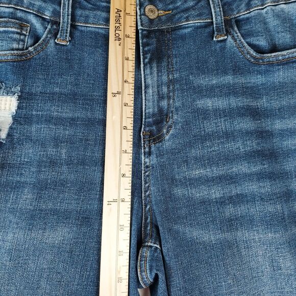 Judy Blue 13/31 Boyfriend Jean Distressed Stretch Denim, Plus Curvy Friendly - Picture 9 of 11